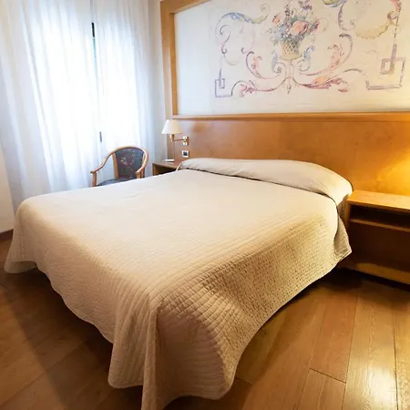 La Fenice Apartahotel